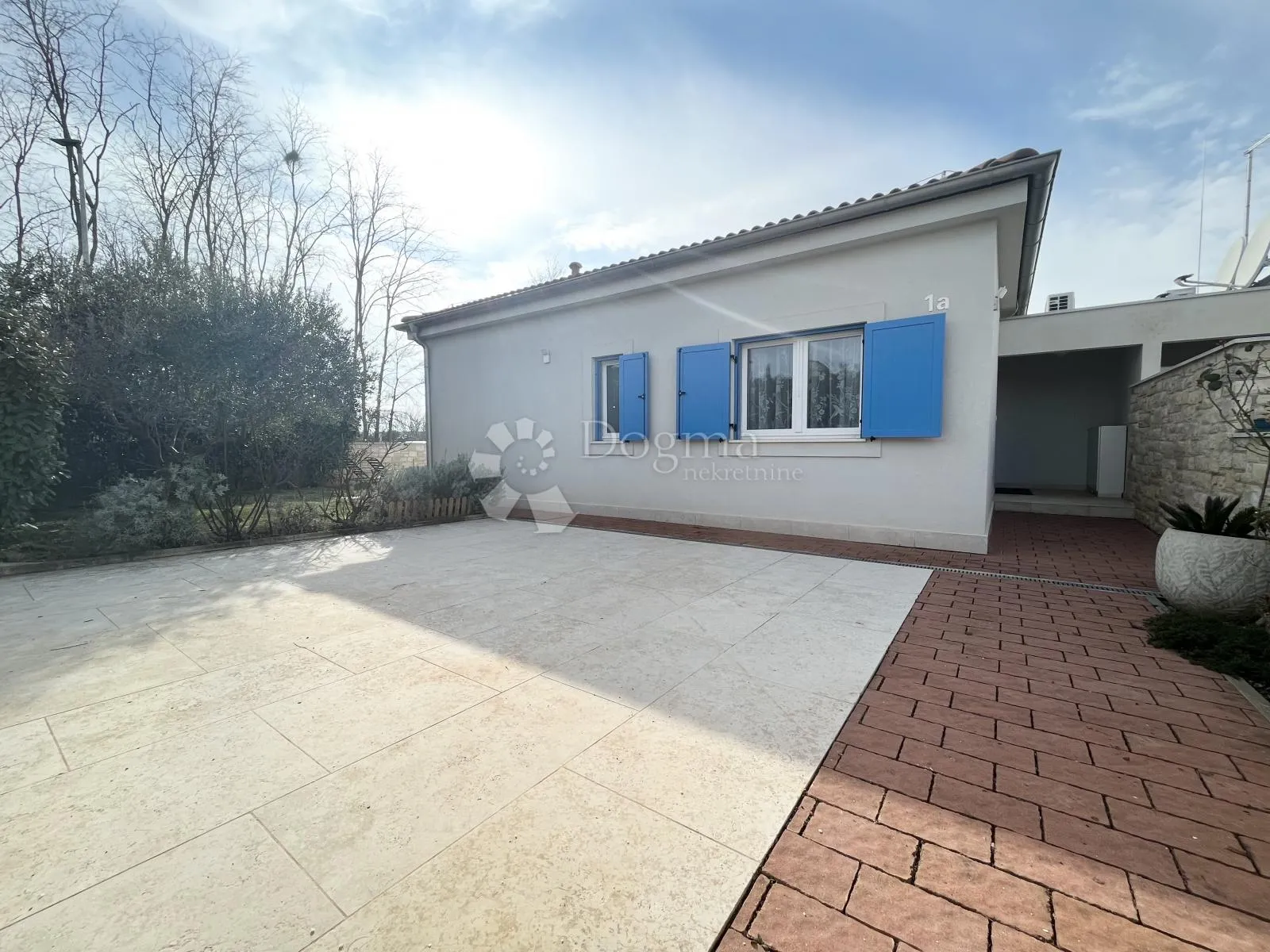 novigrad, vila sa bazenom - prilika! - slika 4