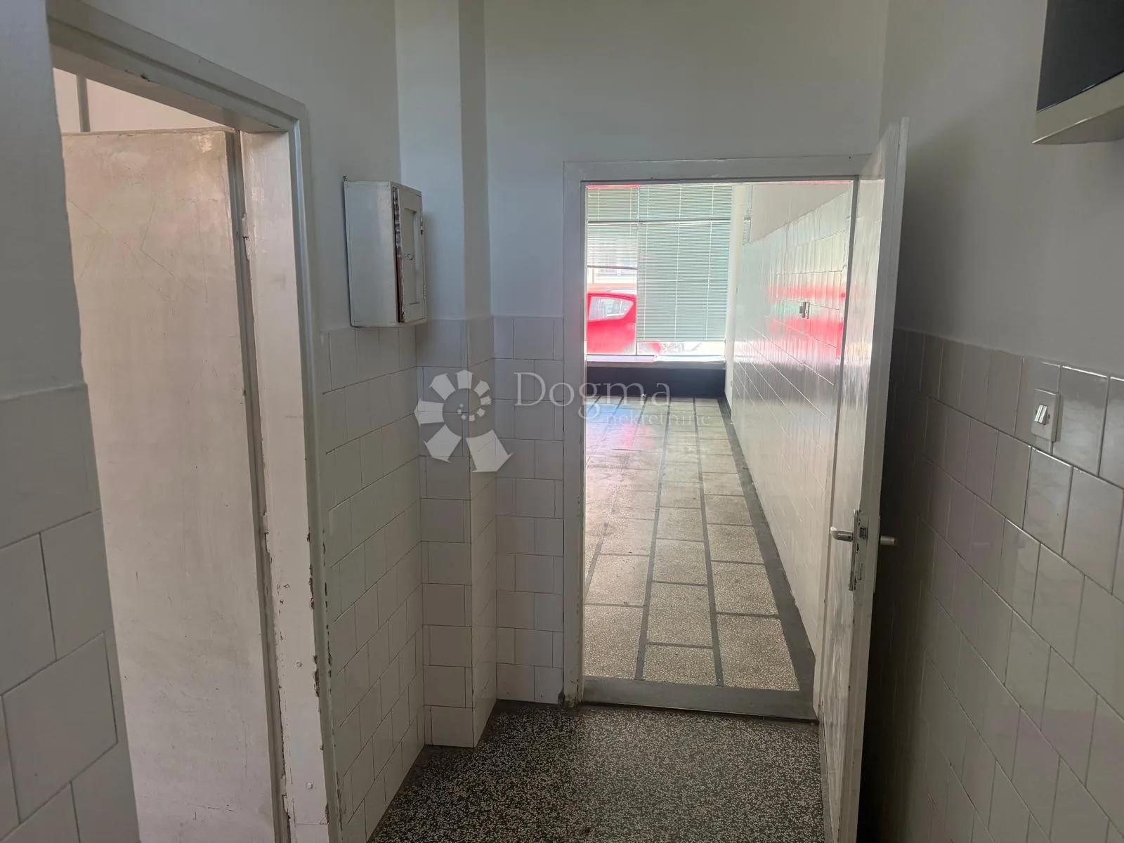 poslovni prostor u centru čakovca - najam - slika 8