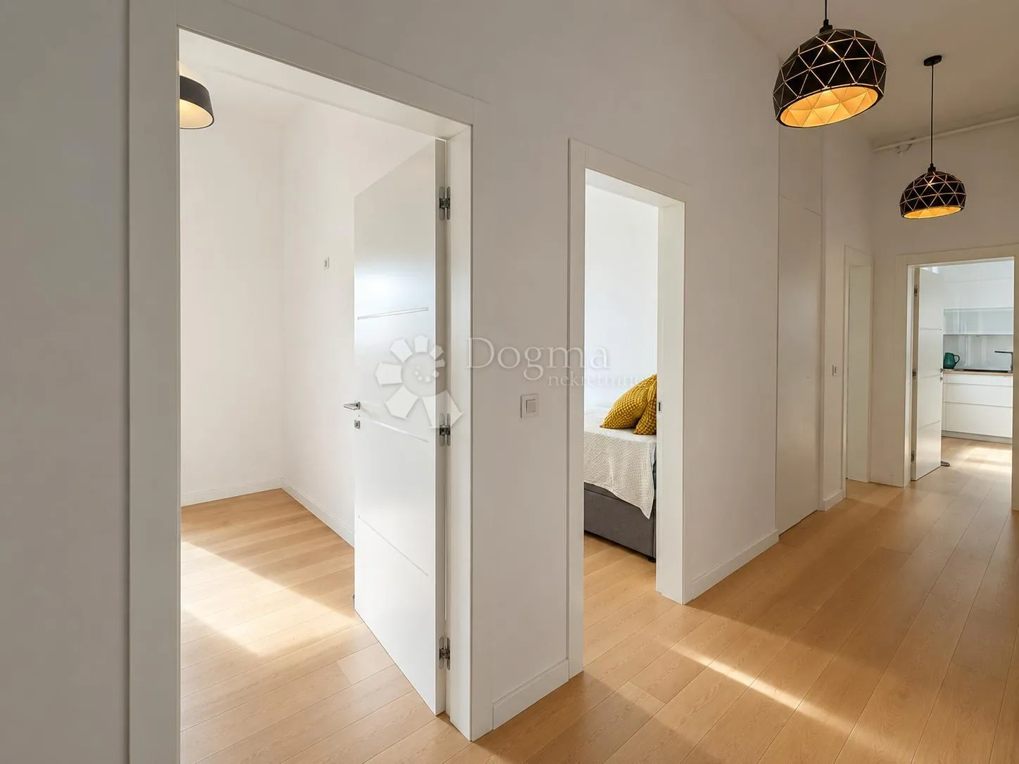 četverosoban stan palmotićeva 90m2 - slika 4