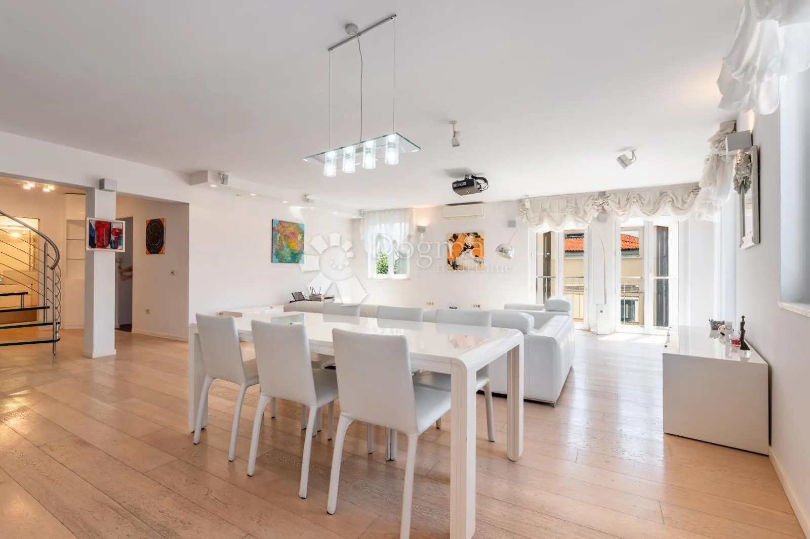 drugi nemaju !! mi imamo – stan 153,90 m² s tersom 25 m², centar rijeke - slika 5