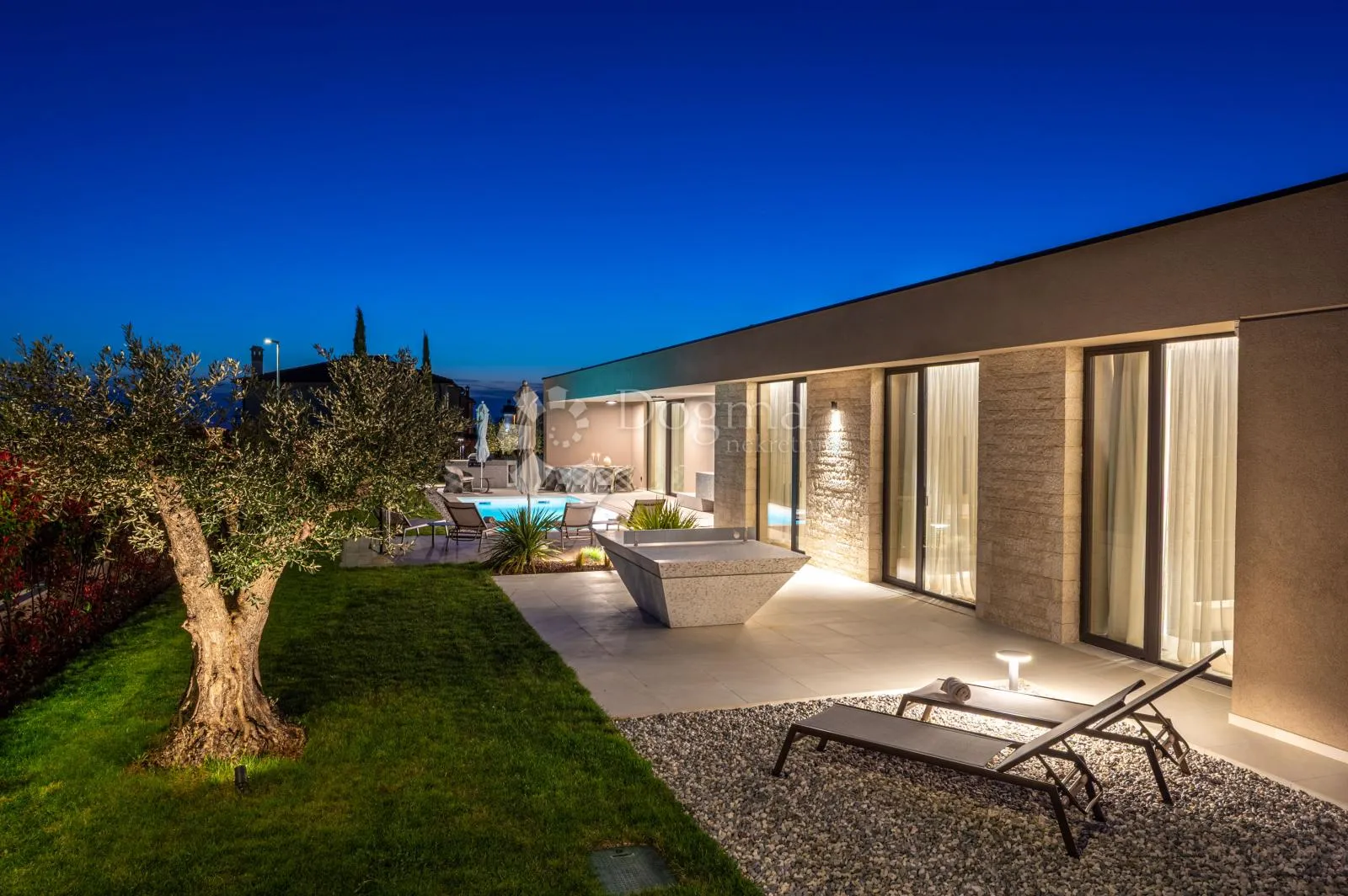 ekskluzivna smart home vila, kompletno opremljena, s otvorenim pogledom - slika 44
