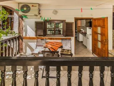 kuća - pansion- hotelski apartmani - slika 4