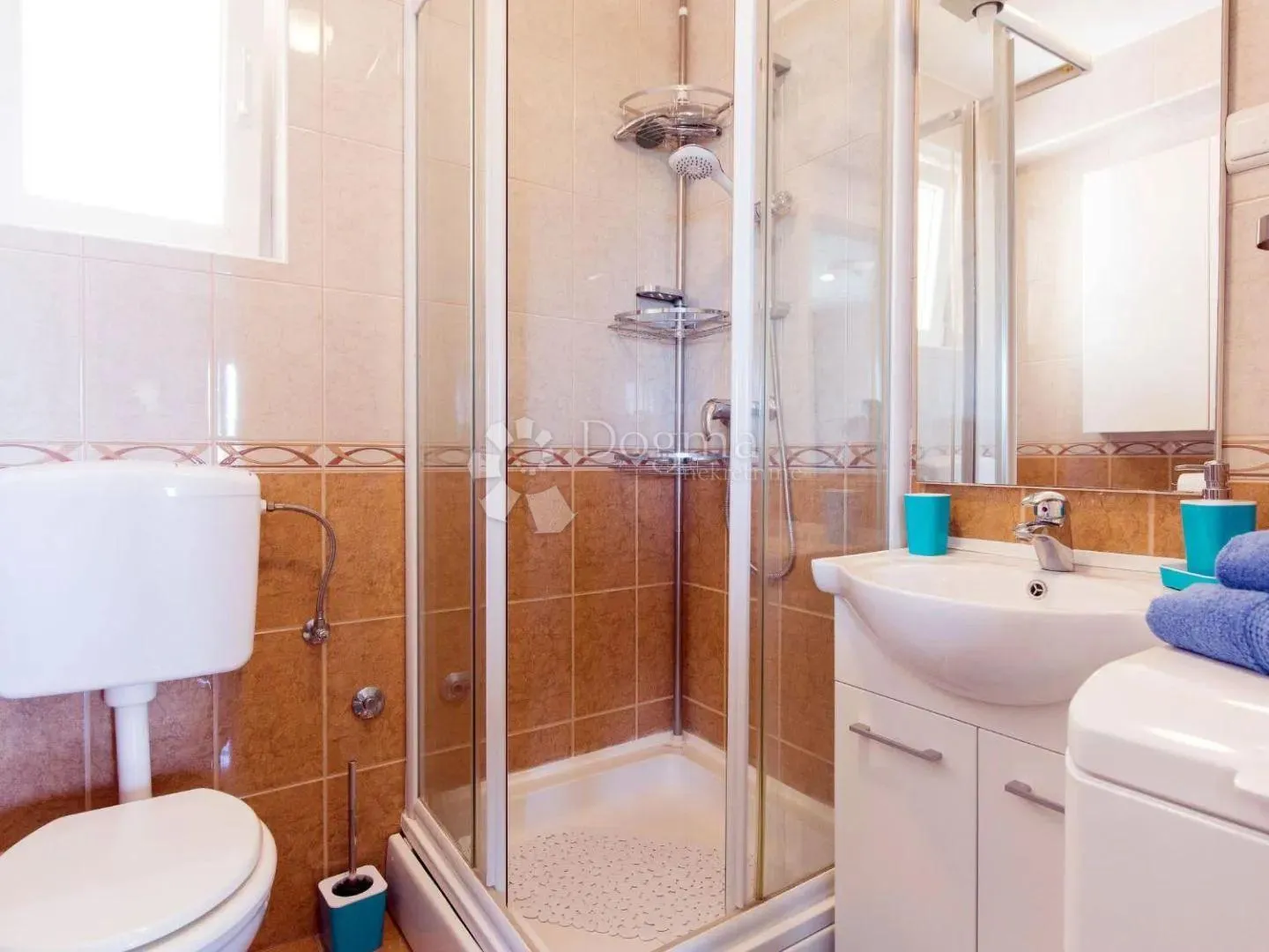 dvoetažni app 64m2 s prekrasnim pogledom - slika 15