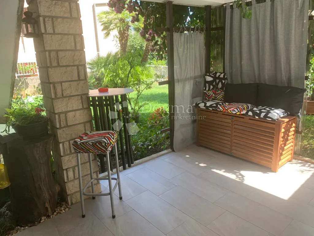 opatija kuća s bazenom - slika 10