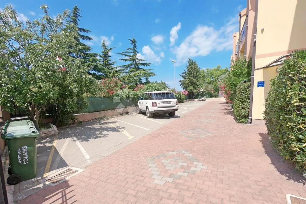 namješten dvoetažni apartman u svetom filipu i jakovu – idealan za odmor ili turistički najam - slika 3
