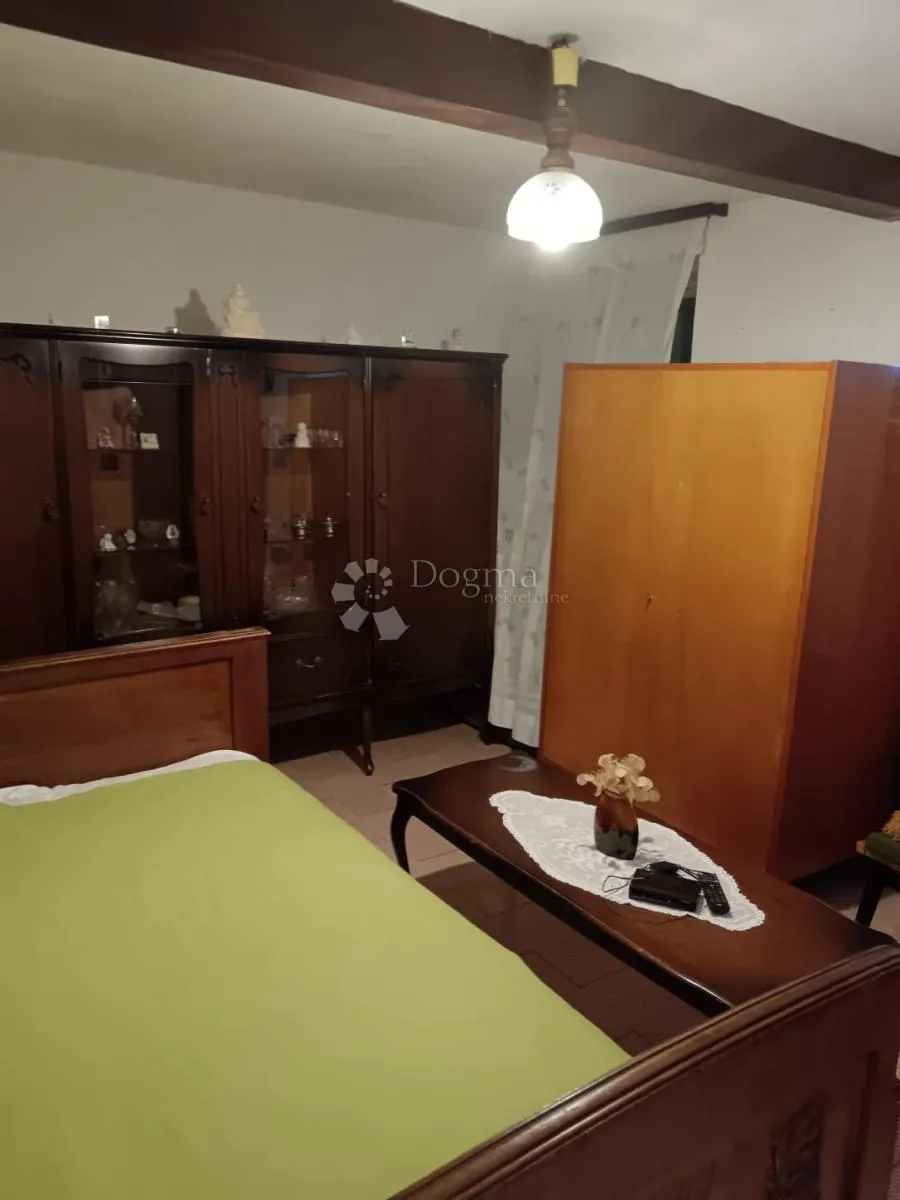 šarmantna stara kuća za adaptaciju s pogledom na more - slika 12