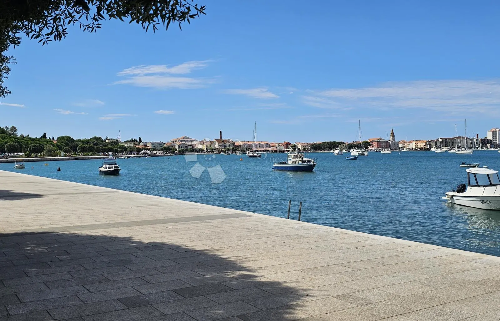 54m2, open space, 1. red do mora, pored aci marine - slika 19
