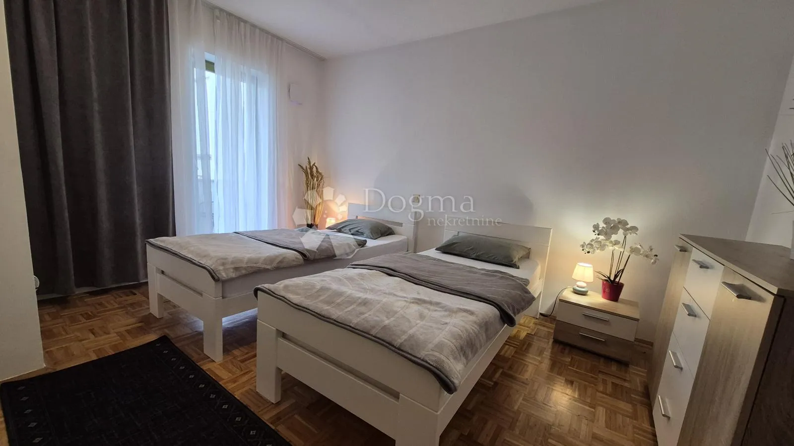 2 stana jedna investicija samo 500 m od mora - slika 11
