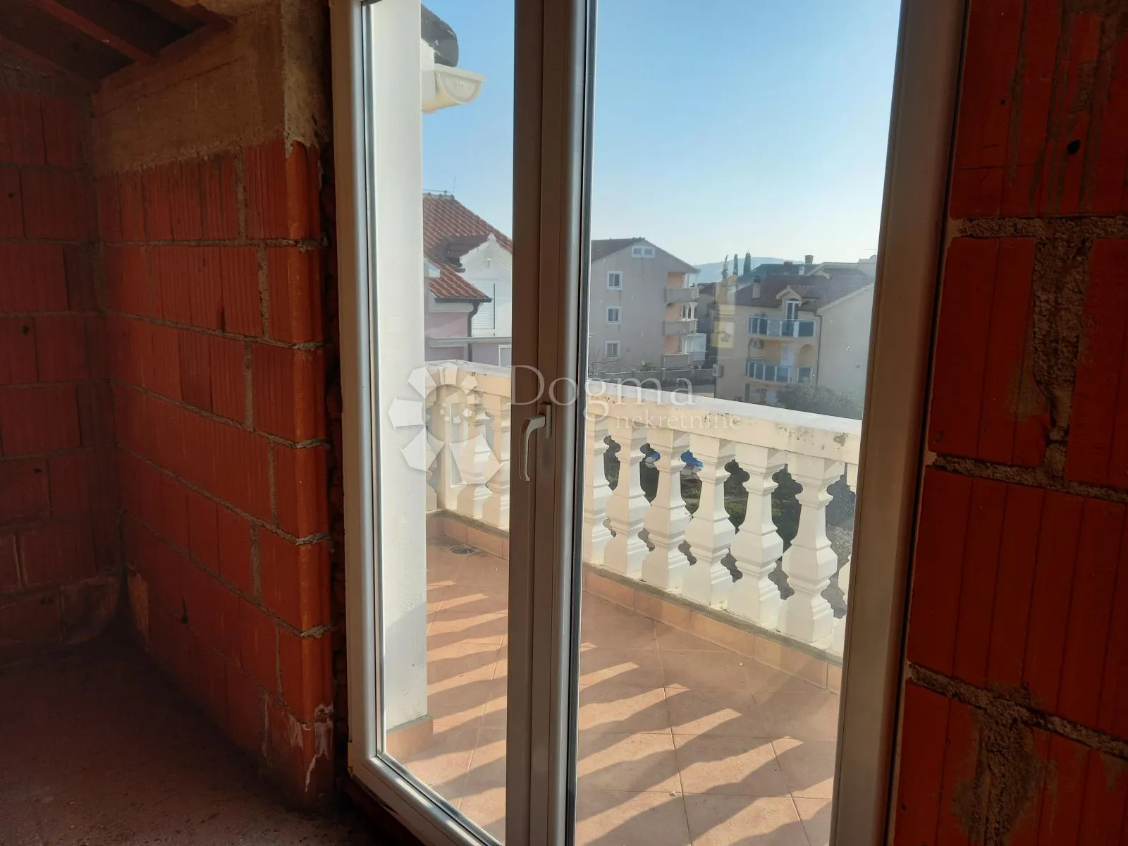vodice - kuća 800 m2 odlična prilika - slika 49