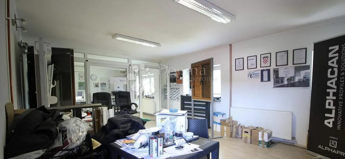 poslovni prostor – delnice, hala 1000 m² - slika 5