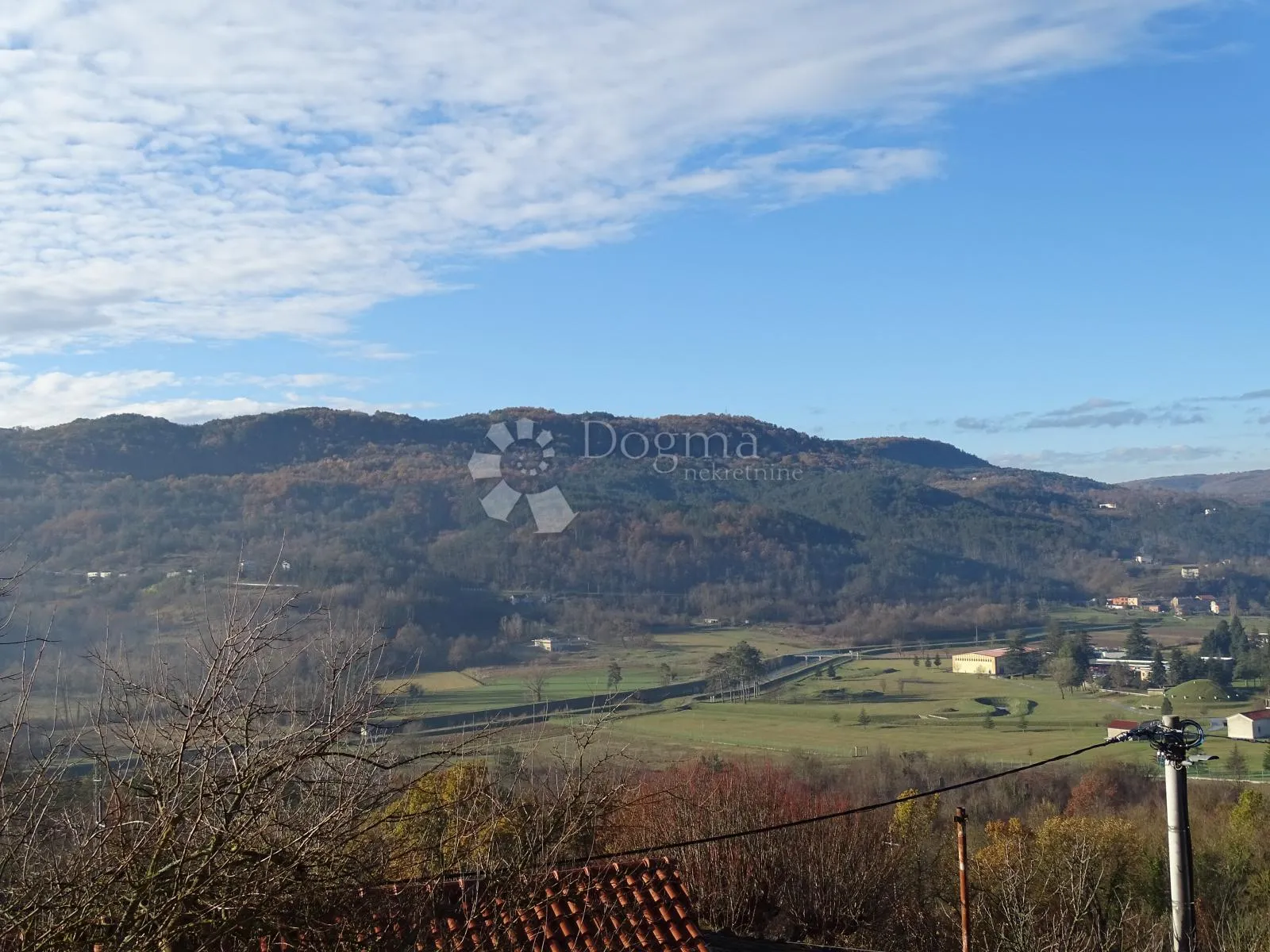 buzet - veliko poljoprivredno zemljište - slika 8