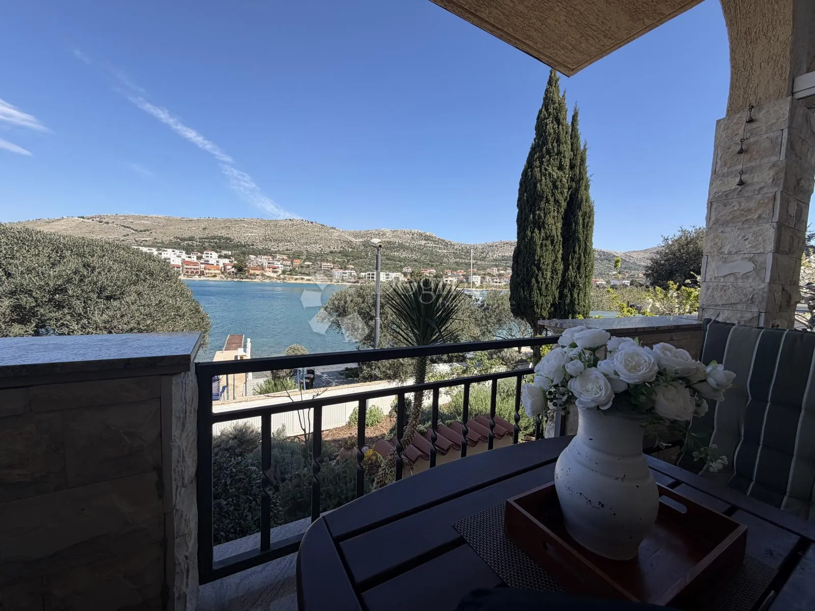 grebaštica, šibenik – ekskluzivna kuća u prvom redu do mora!! - slika 5