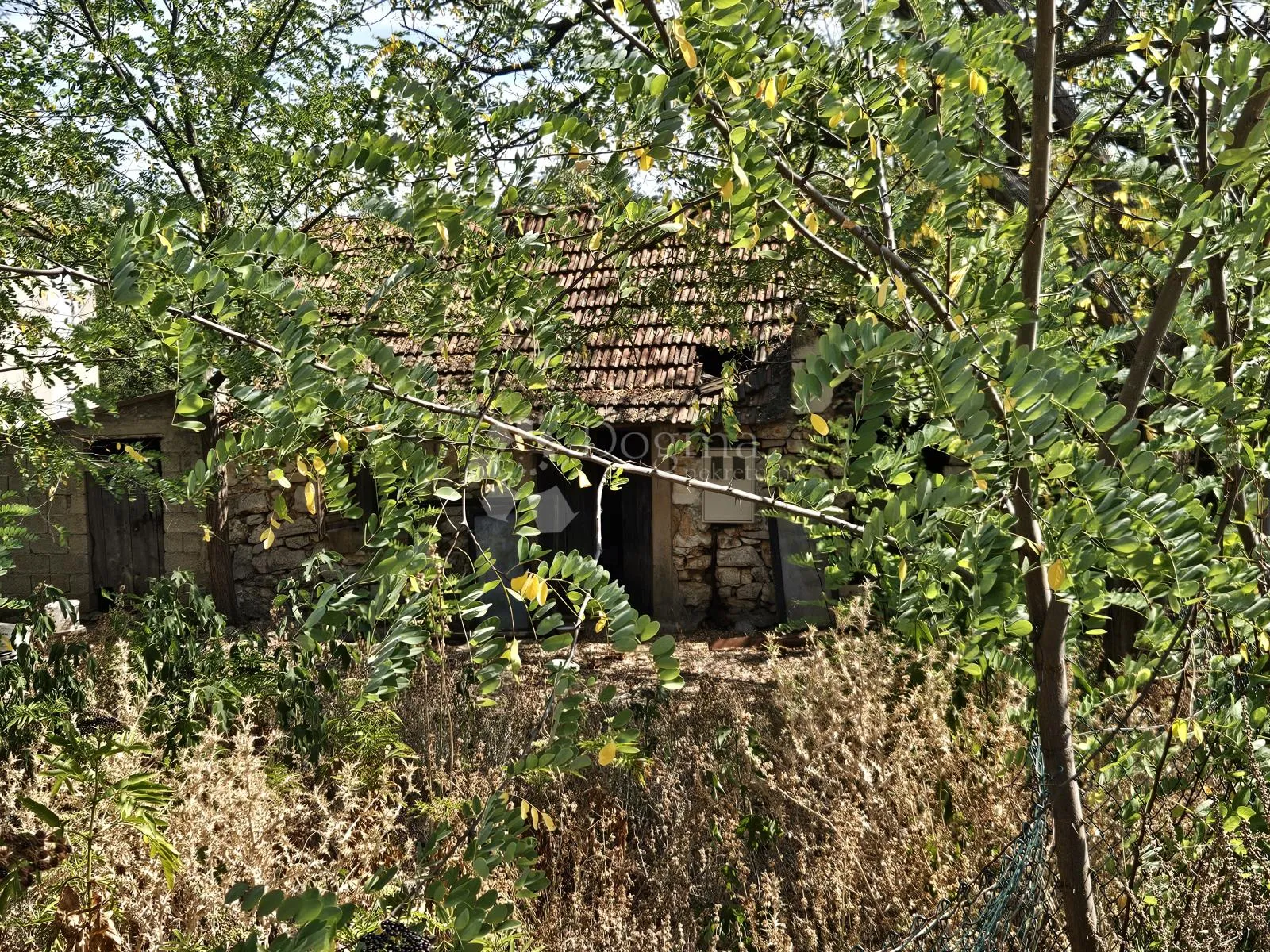 zemljište za gradnju 6 stanova - slika 9