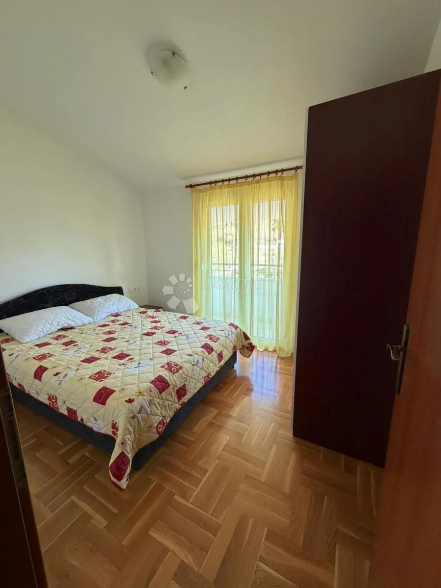 moderan dvosoban stan s loggiom i balkonom s pogledom na more - okrug gornji - slika 5