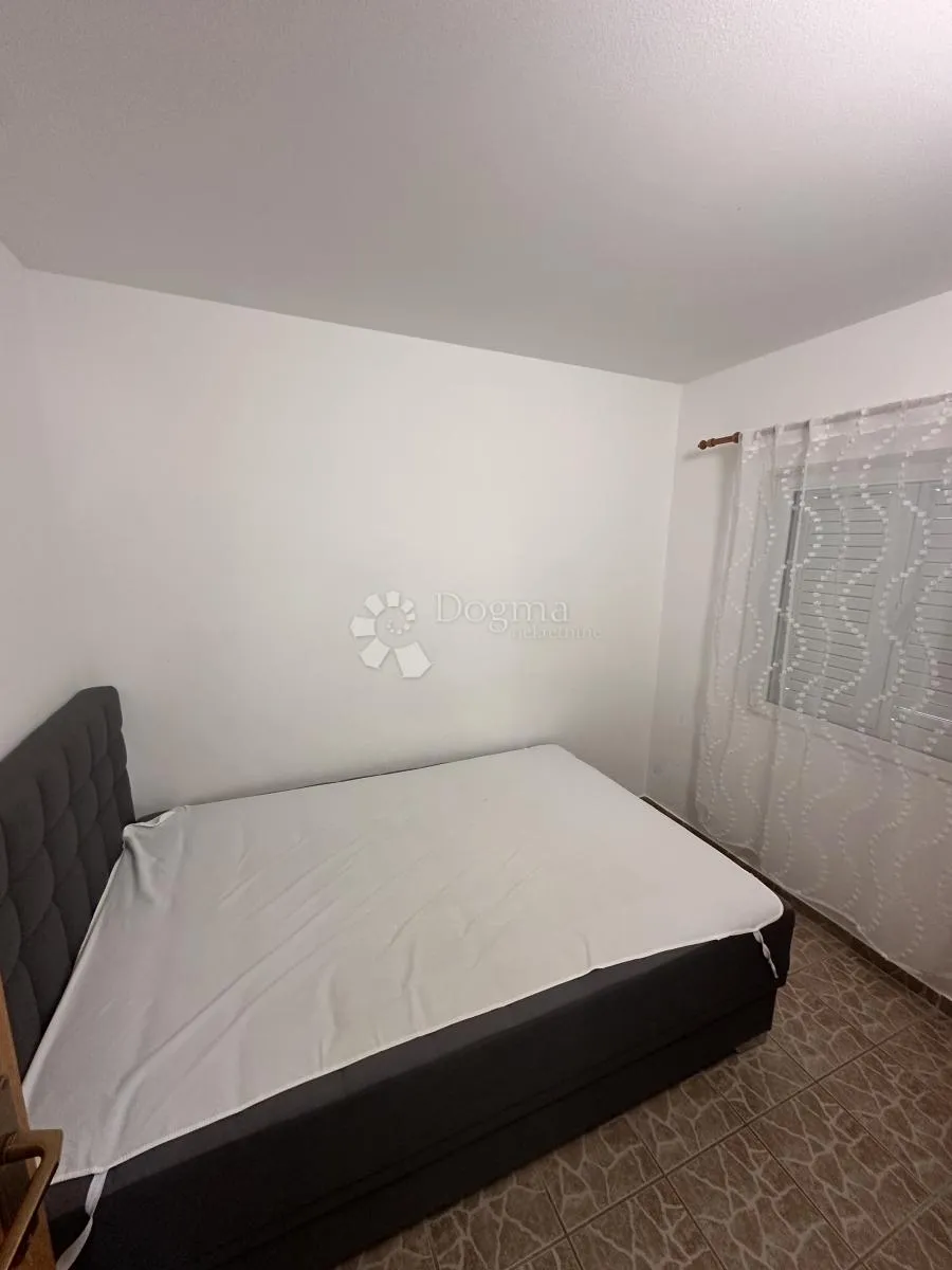 vir kuća sa 8 apartmana uhodana u posao sa turizmom - slika 28