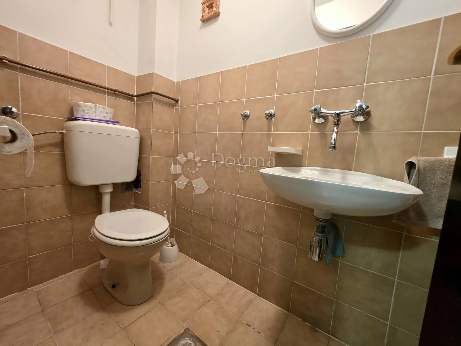 prodaja, kuća, nkp 350m² s okućnicom i terasom, mrežnički brig - slika 17