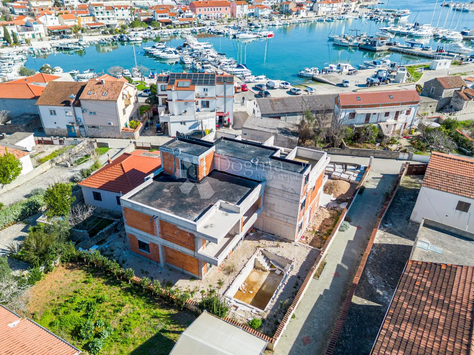 kuća iz snova na murteru s bazenom! - slika 2