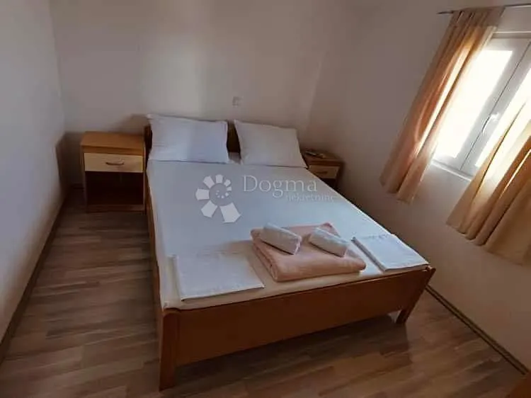mandre, pag - šarmantna kuća u oazi mira uz more - slika 24