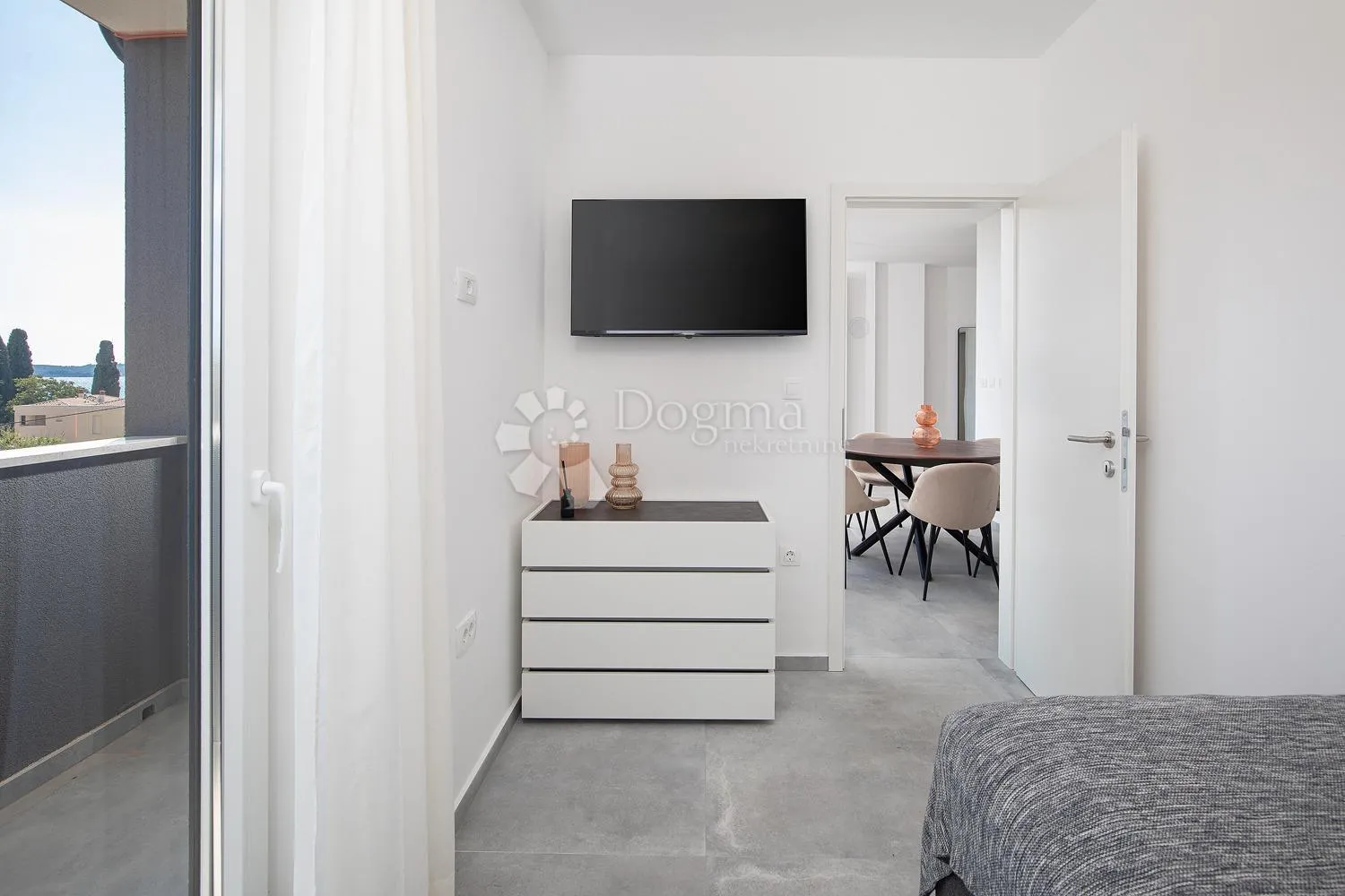 prekrasan penthouse s pogledom na more - fažana - slika 11
