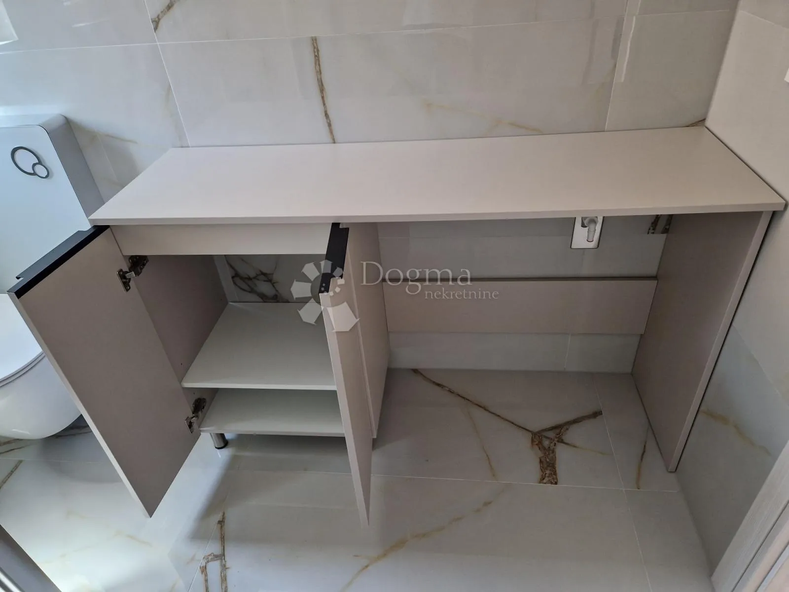 dvoetažni apartman u palitu sa prekrasnom krovnom terasom - slika 14