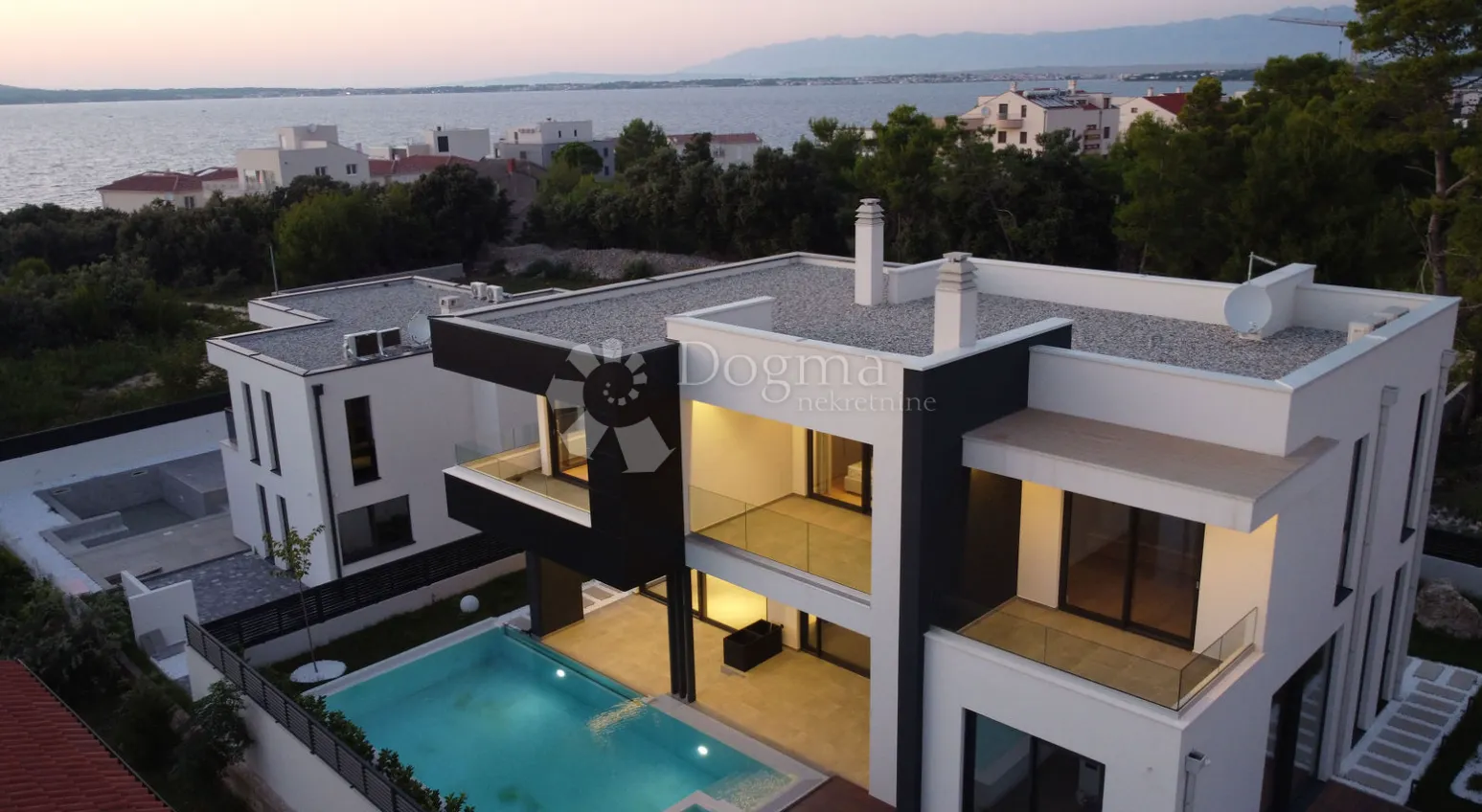 luksuzna nova kuća, 120 m od mora! - slika 9