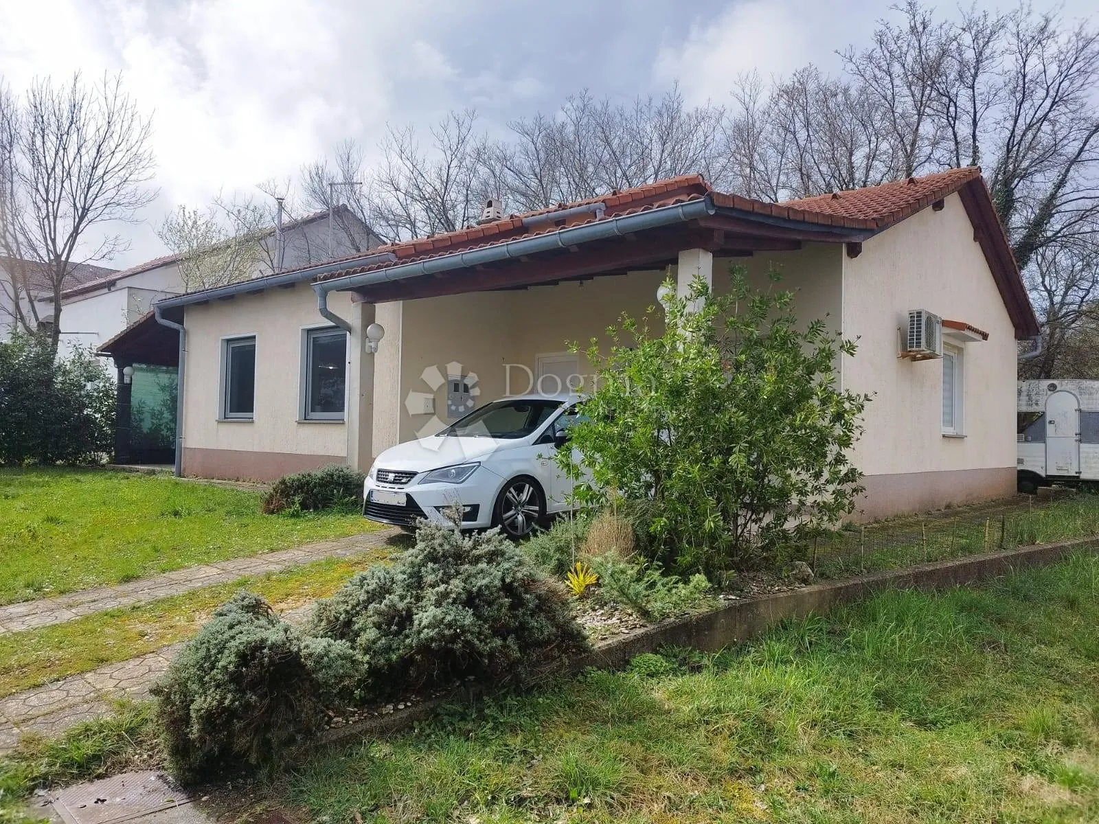 malinska - okolica - samostojeća prizemnica u mirnom okruženju - slika 19