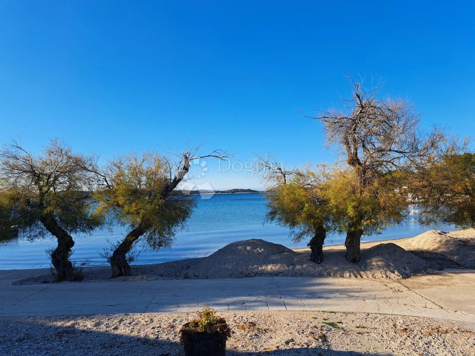 'etno selo', prvi red do mora, uz plažu – idealna prilika za turistički i ugostiteljski biznis - slika 11