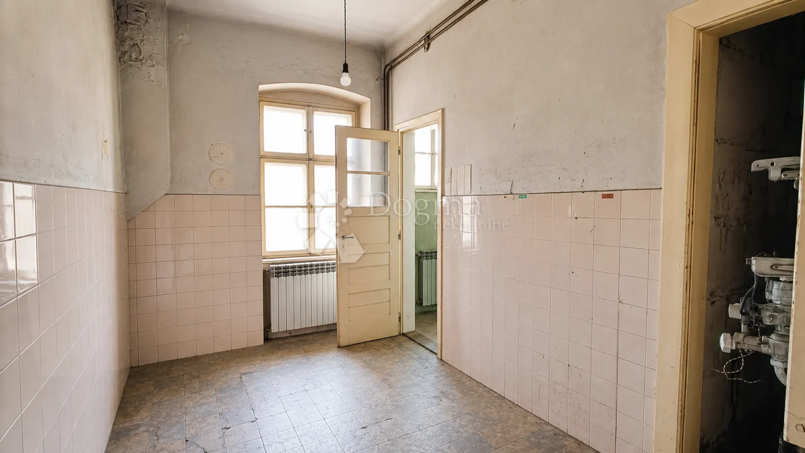 donji grad - stan 112 m² za kompletnu obnovu s pogledom na botanički vrt - slika 22