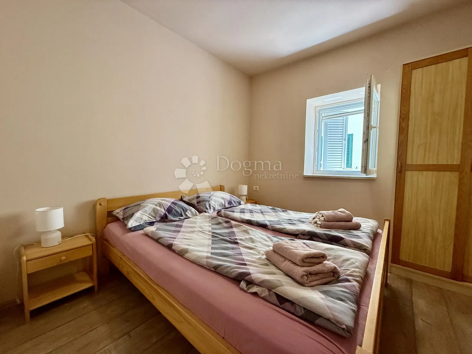 eksluzivno u dogmi - renovirana kamena kuća u balama - slika 7
