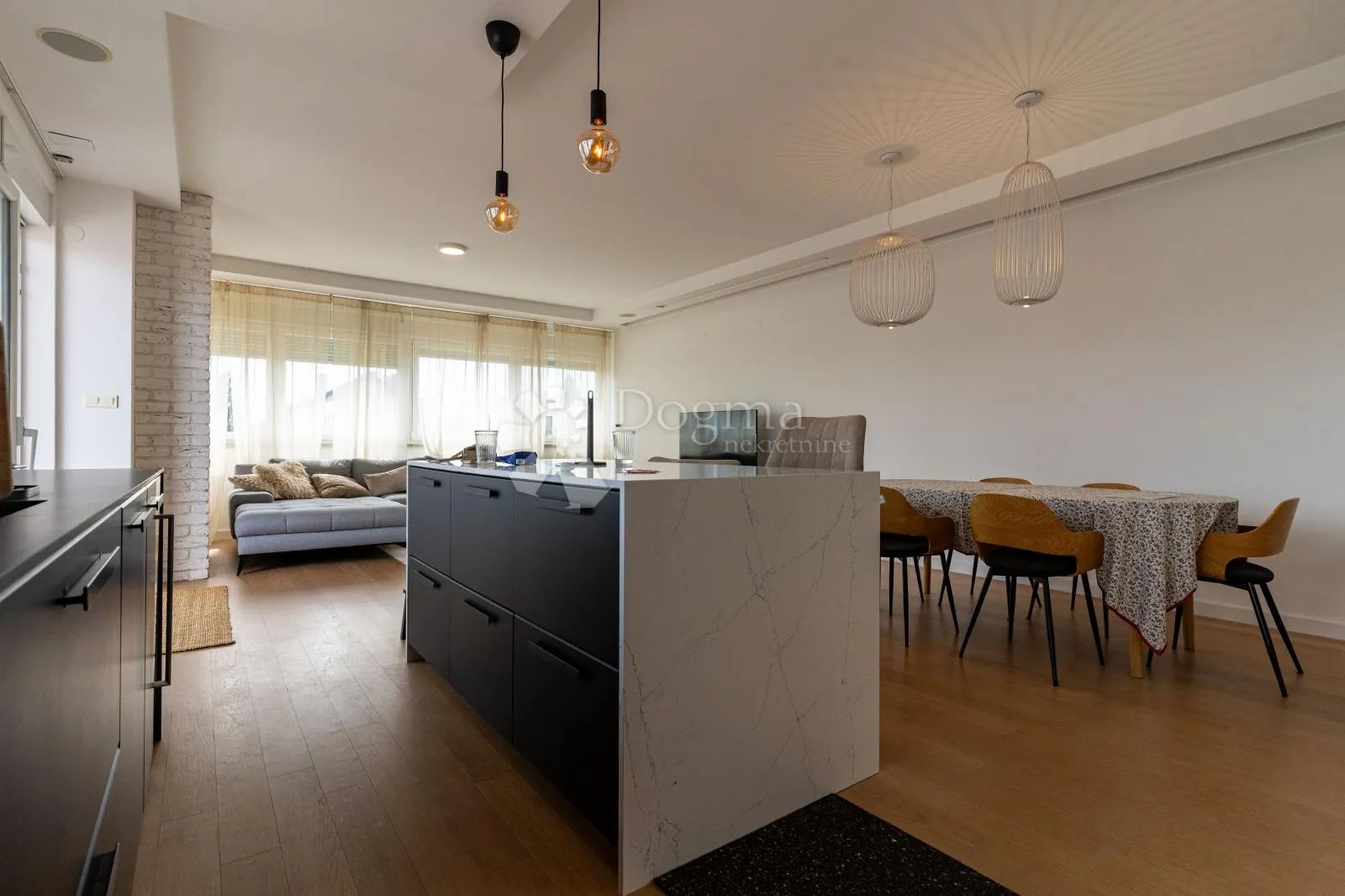 luksuzan dvoetažan penthouse - maksimir - slika 6