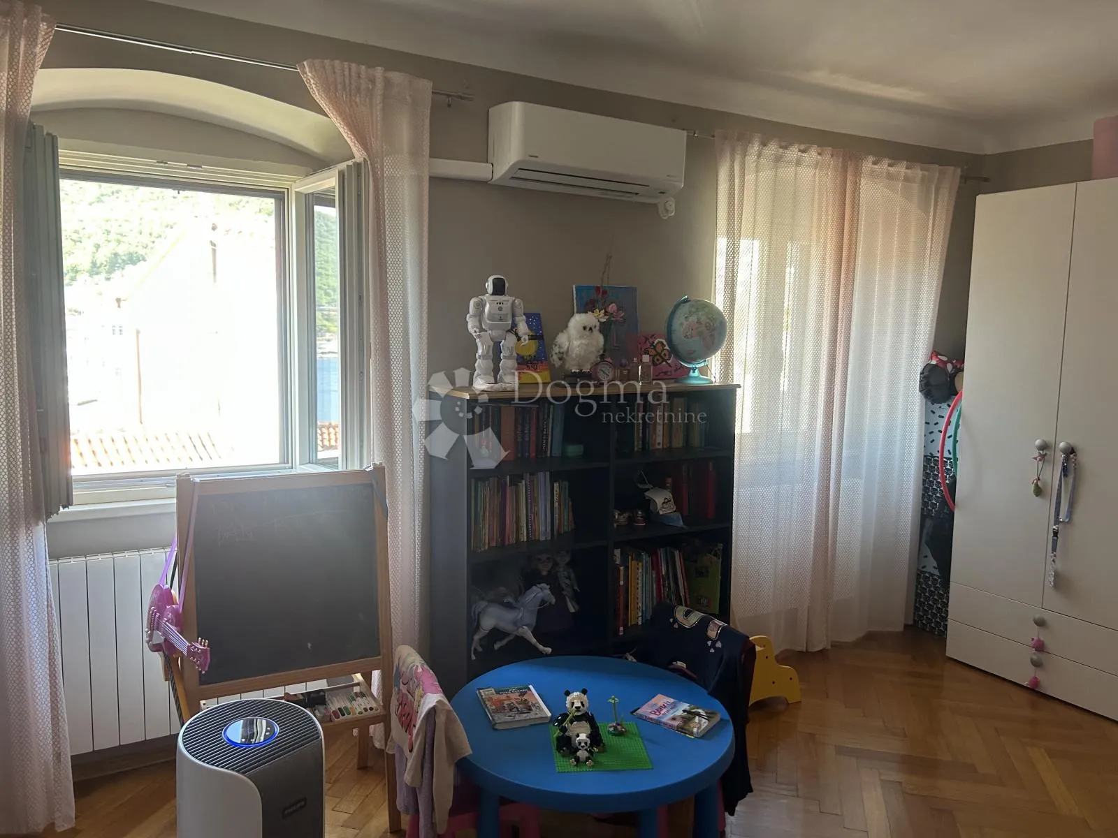 gospodska kuća u bakru - slika 31