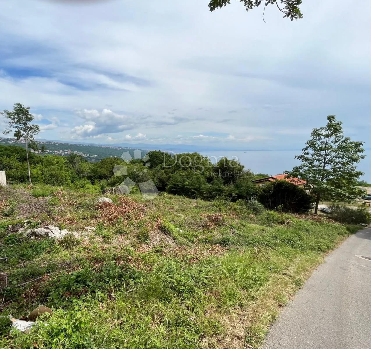 Odličan teren u Pobrima - Pobri, Opatija