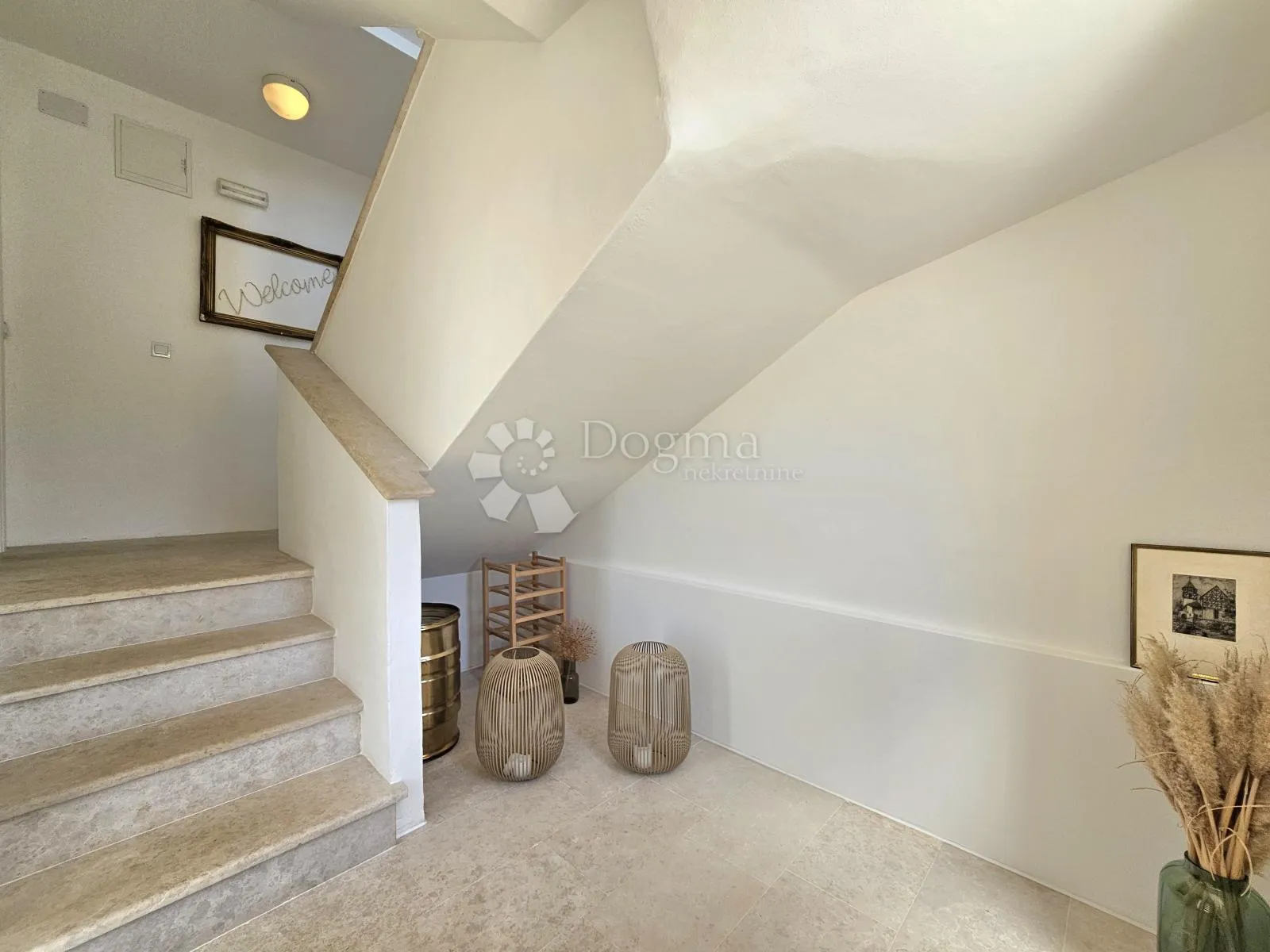 apartmanska kuća (4 jedinice) spremna za turizam - slika 21