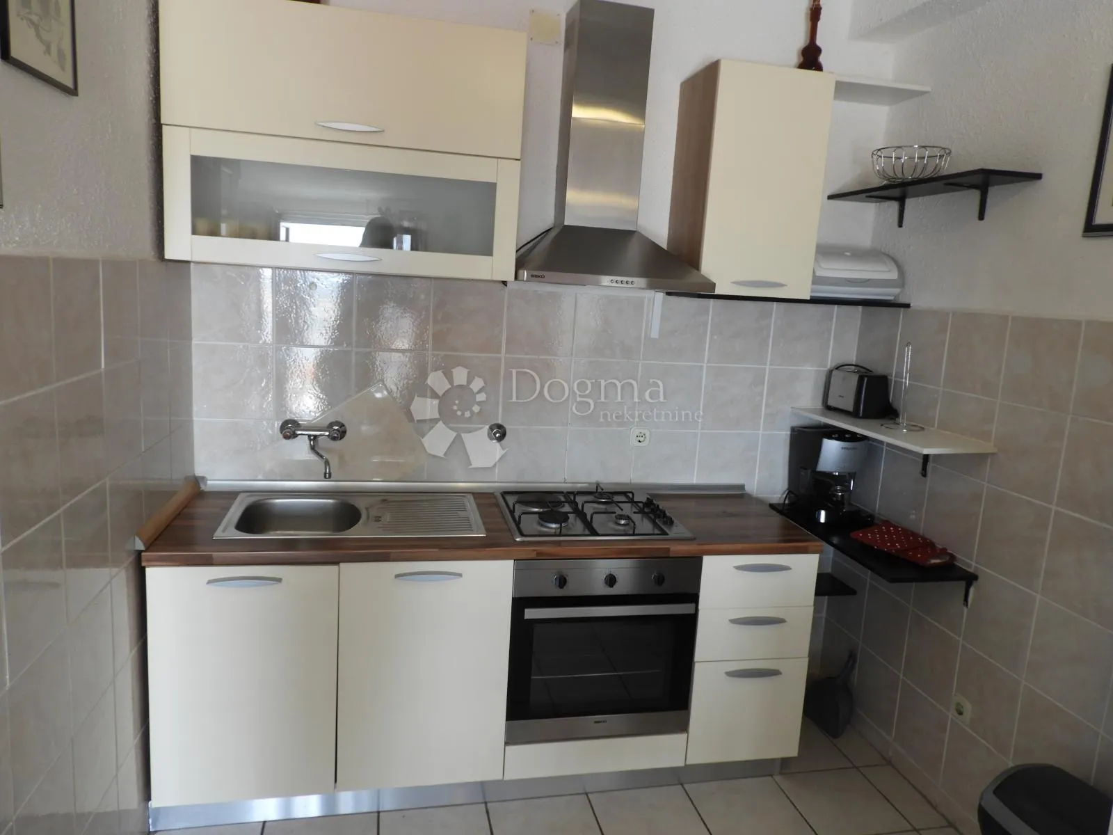 rogoznica - apartmanska kuća sa spektakularnim pogledom - slika 6
