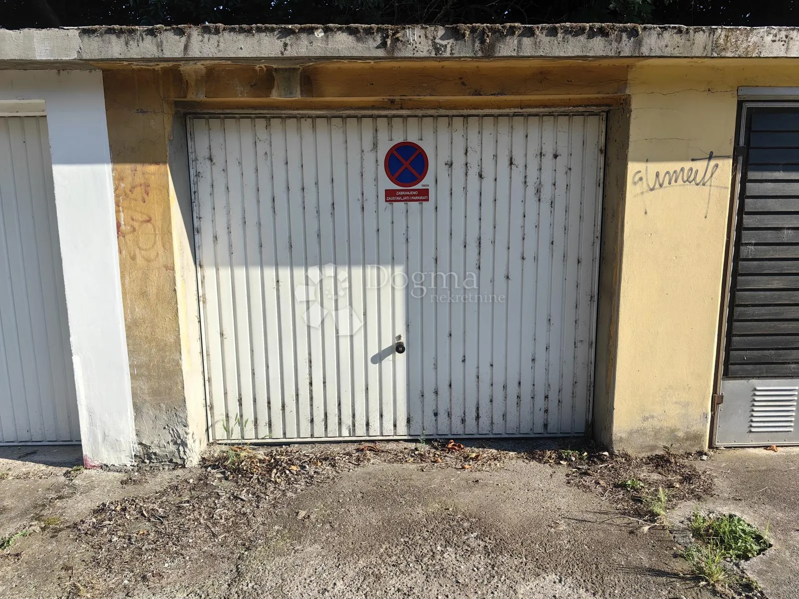 kuća za najam u širem centru grada! - slika 15