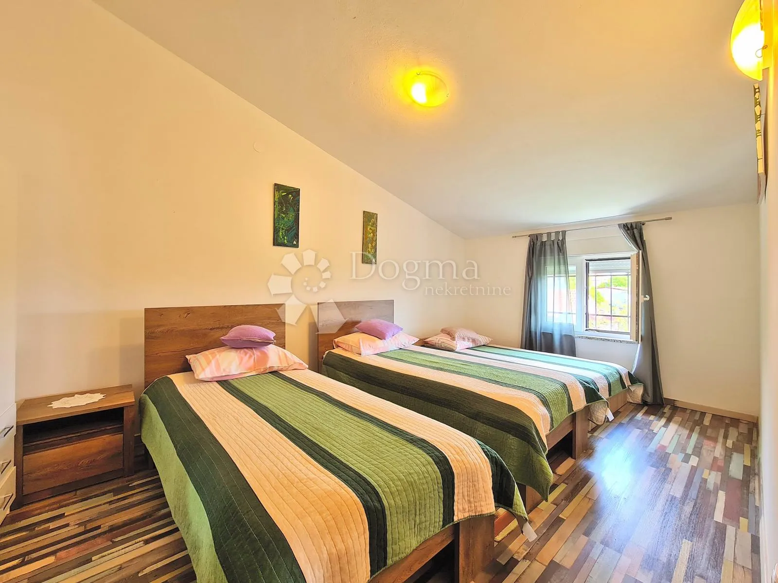 kuća s 8 apartmana spremna za turistički najam - slika 12