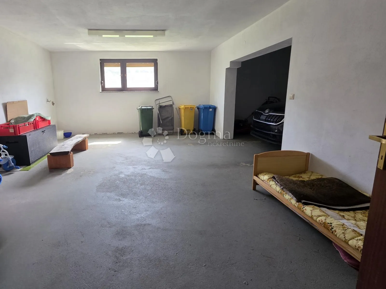 prodaja, kuća, velika jelsa, nkp 300 m2 sa okućnicom - slika 7