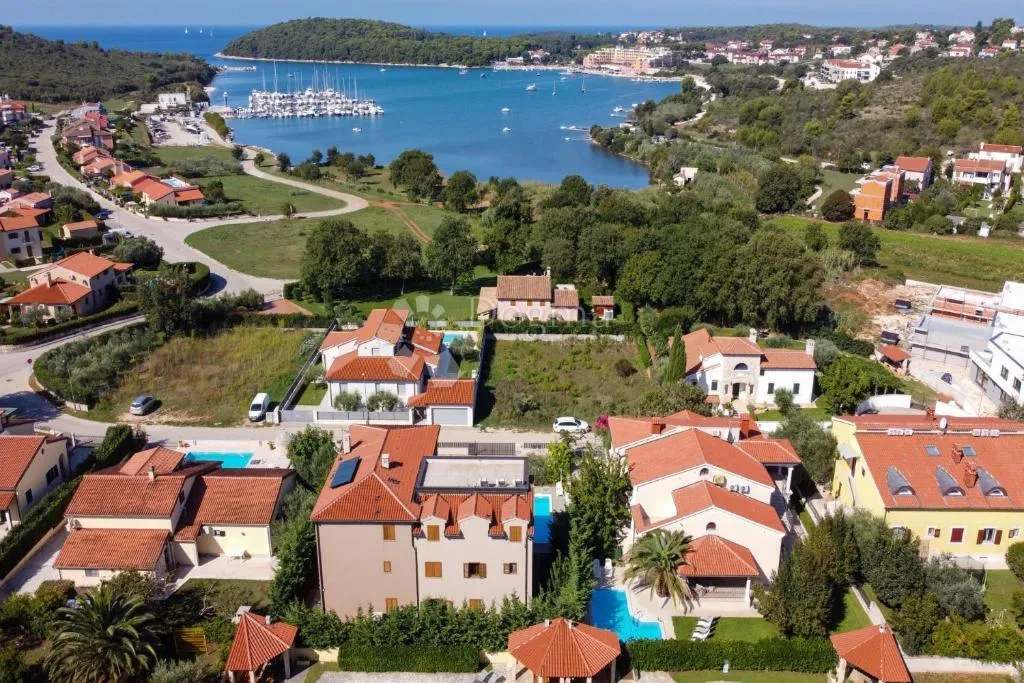 penthouse 200 metara od mora s pogledom - slika 16