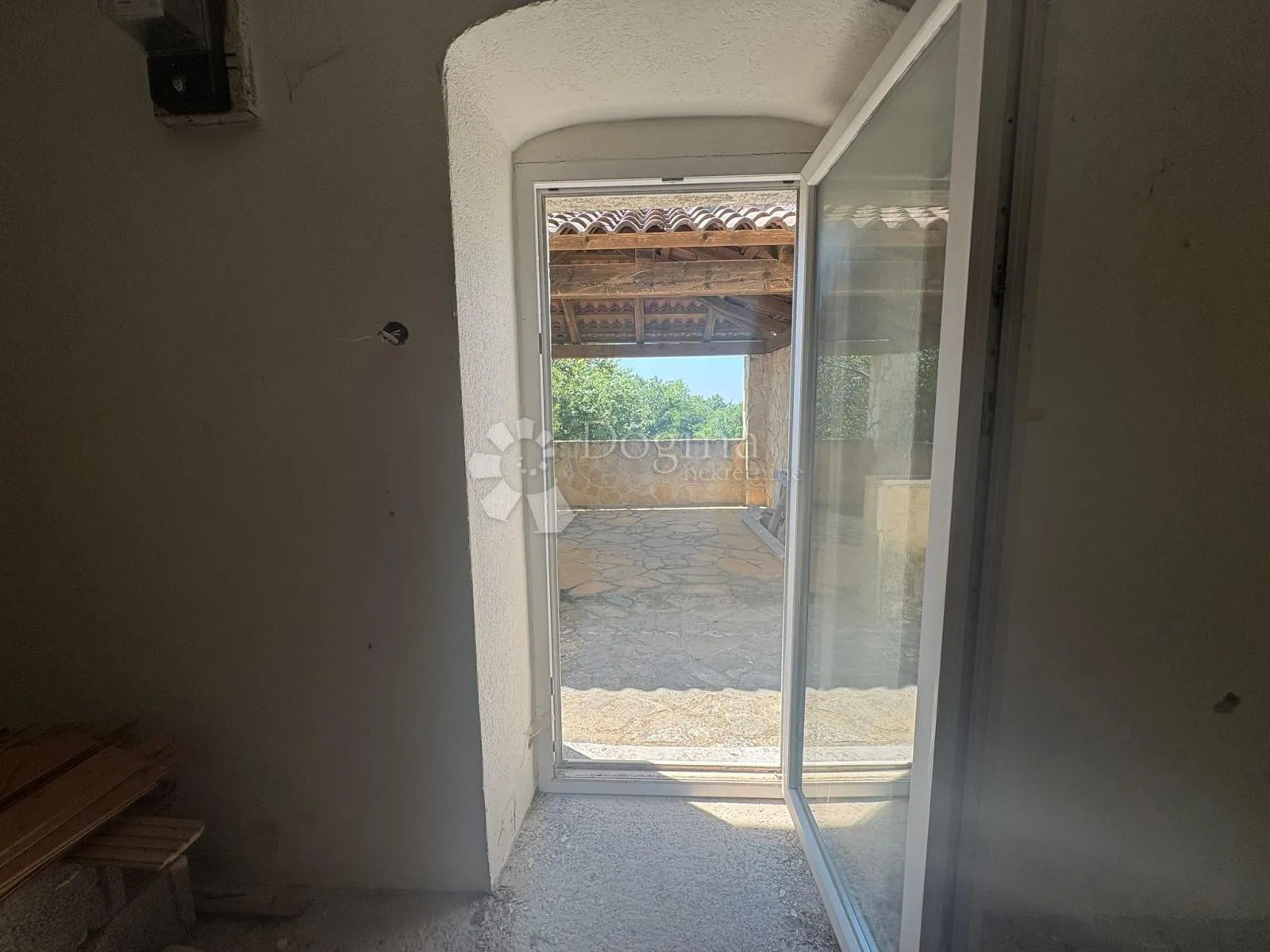 kuća sa velikim potencijalom u srcu istre - slika 32