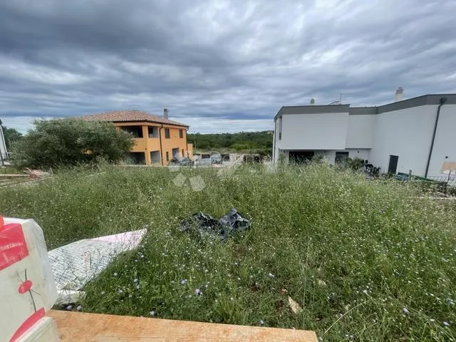 umag, predivan apartman s okućnicom - slika 5