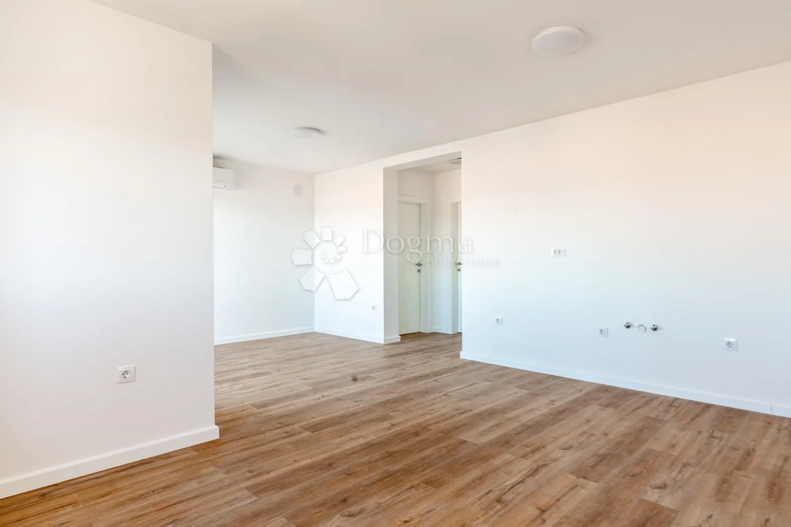 prekrasan apartman sa pogledom na more - slika 5