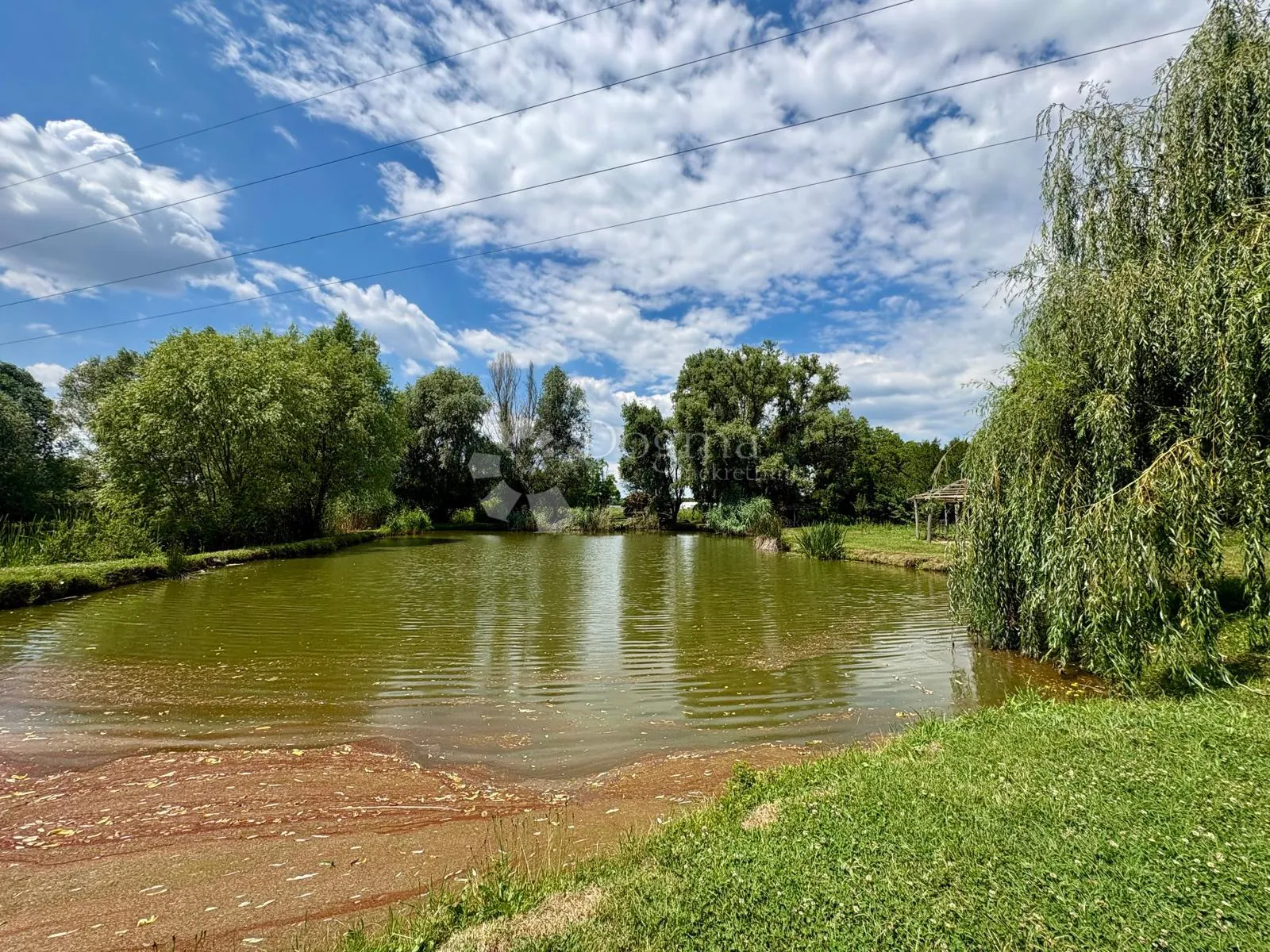 atraktivno imanje s ribnjakom i turističkim potencijalom - slika 40