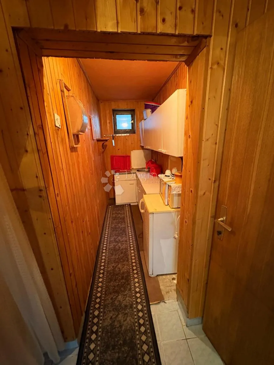 kuća s potencijalom i okućnicom od 1240 m² - slika 7