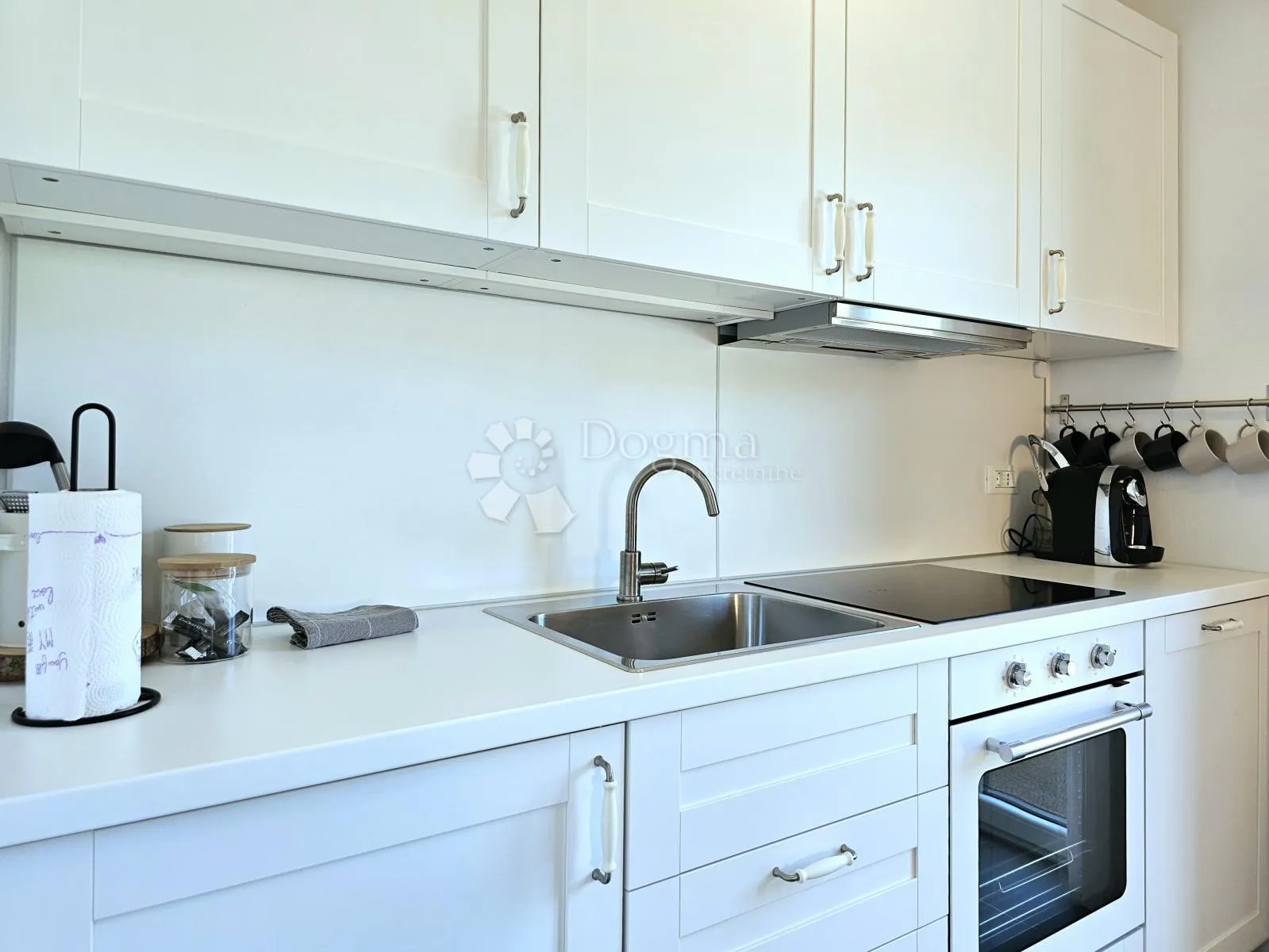 apartmanska kuća (4 jedinice) spremna za turizam - slika 33