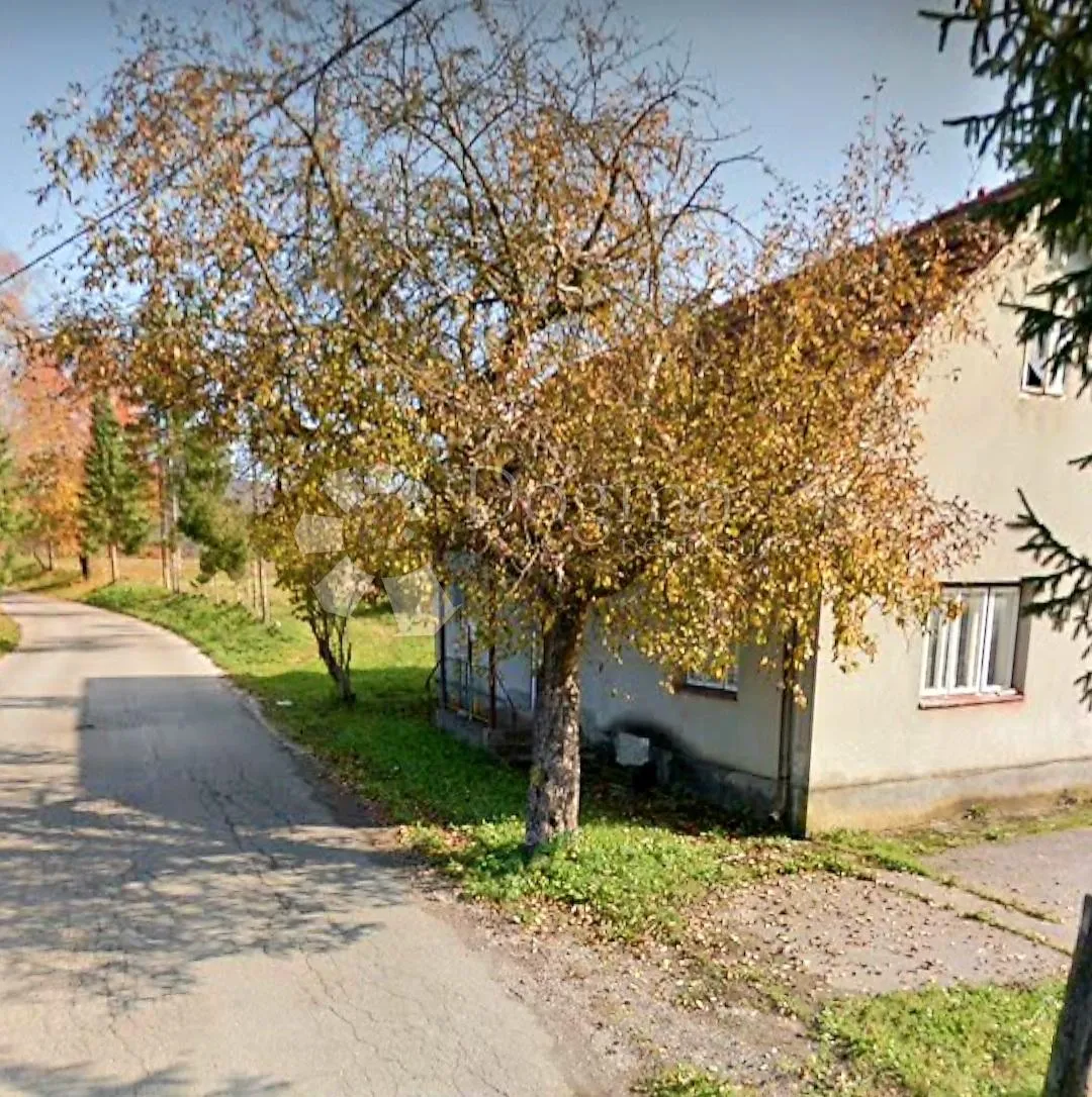 imanje u oštarijama sa kućom za adaptaciju - slika 6
