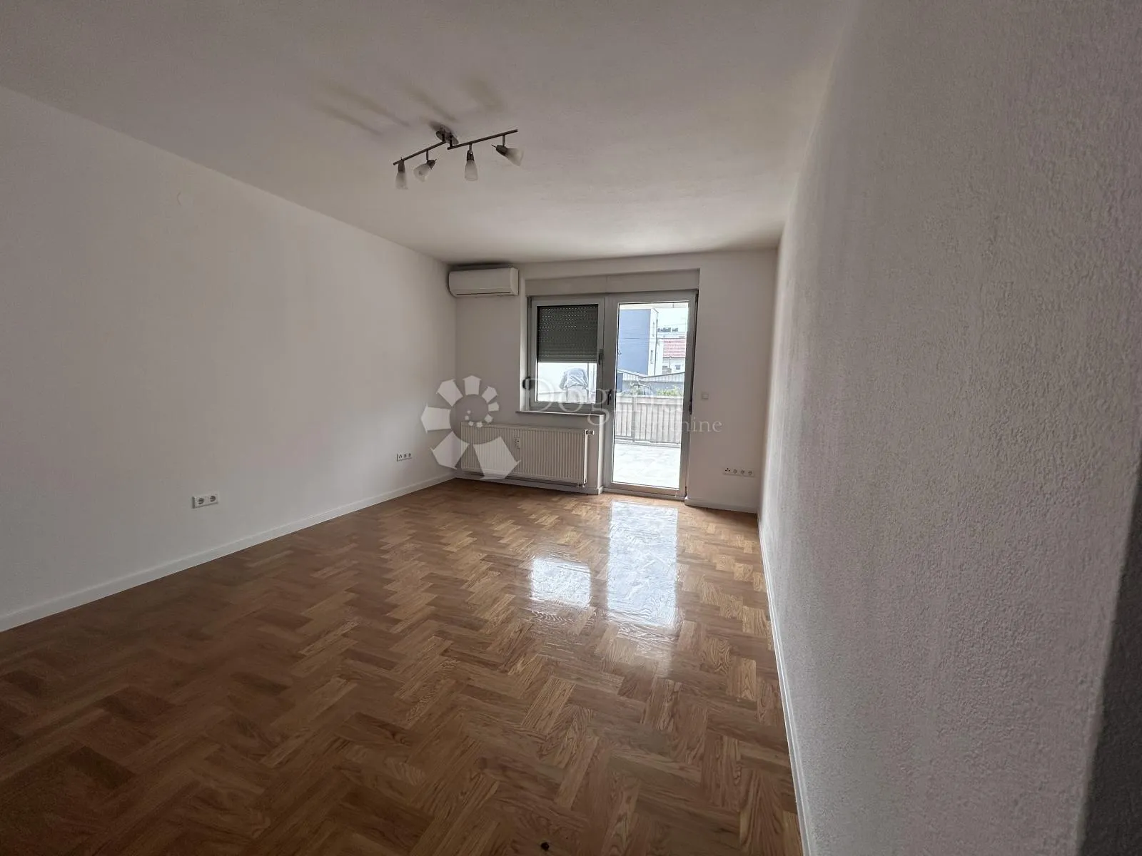 špansko, zakup poslovnog prostora 157 m2 - slika 2