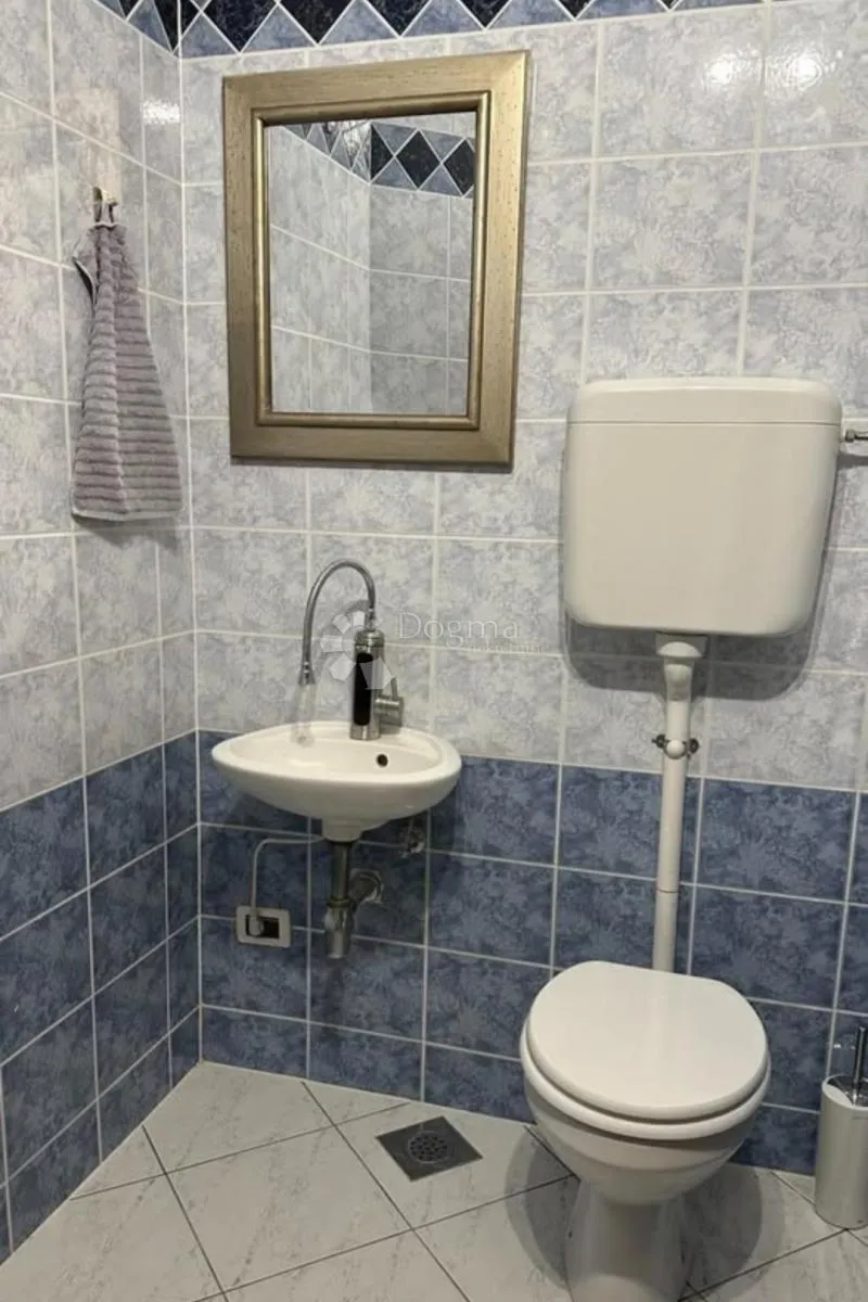 paveki kostrena dvosoban sa dnevnim boravkom! - slika 9
