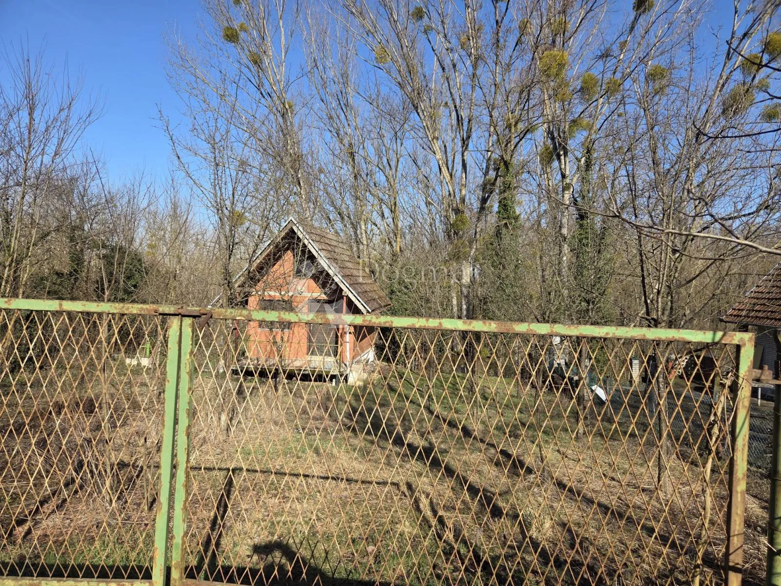 vikendica mišino brdo – ograđen posjed i šuma - slika 2