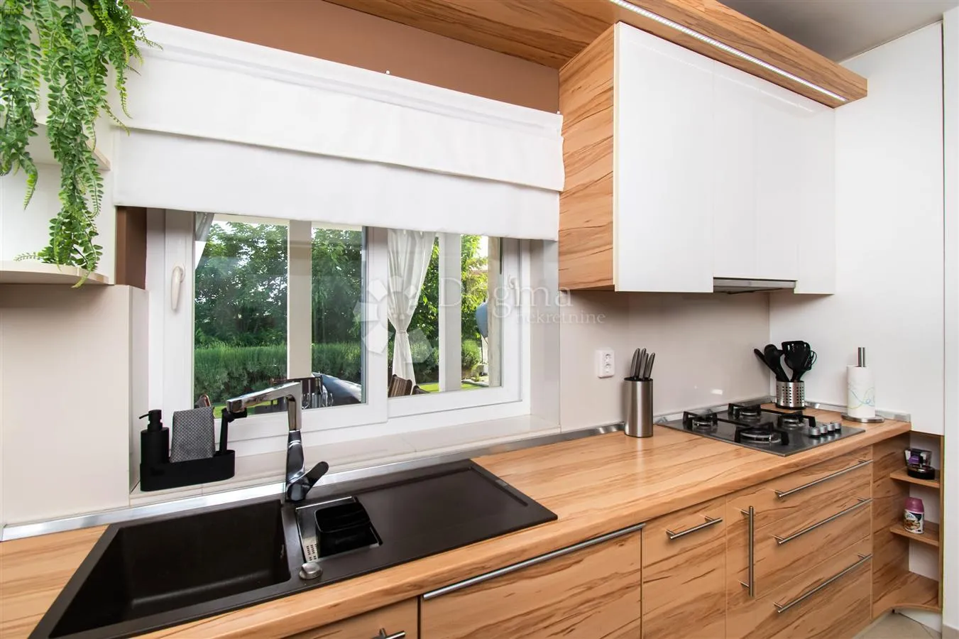 dubrava kod šibenika - prekrasna villa sa bazenom, 282 m2 - slika 15