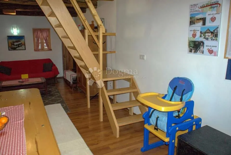 drvena hrastova kuća za dugoročan najam,pogodno za 6-10 osoba - slika 5